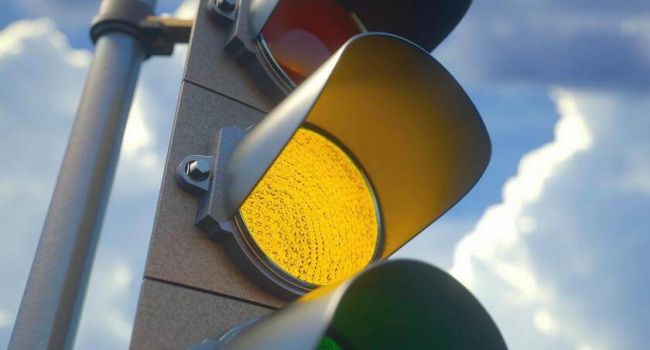 Верховный суд подтвердил законность завершения маневра на желтый сигнал светофора