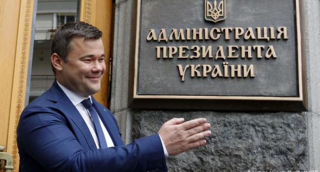 Журналист: у Зеленского решили не повторять ошибки Порошенко с масс-медиа