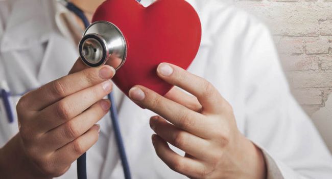 Сильнейшая боль: медики назвали главные симптомы приближающегося инфаркта