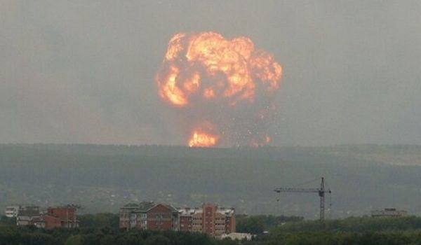 Неконтролируемая ситуация? СМИ указали на важный нюанс о взрыве на арсенале в РФ