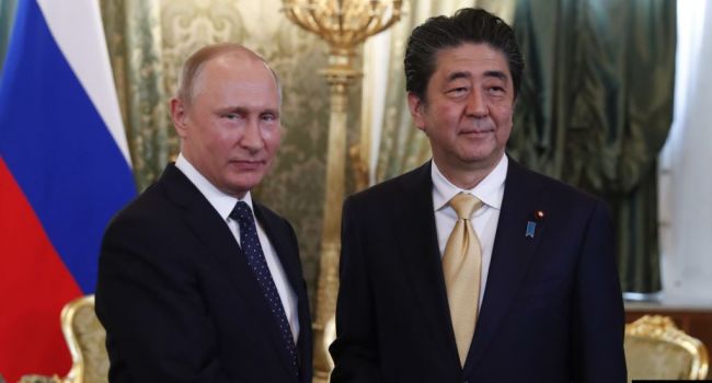 Премьер-министр Японии затаил обиду на Путина за то, что его взяли и публично продинамили, абсолютно без малейшей причины - Радзиховский