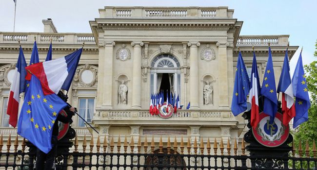 Франция пока не рассматривает перспективу расширения «нормандского формата» за счет привлечения к переговорному процессу Соединенных Штатов
