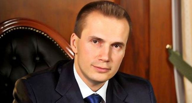 Блогер: Интересно как роспропаганда и пропагандисты на оккупированных территориях будут объяснять «вате» причину, по которой отдать Саше Януковичу все, что он хочет - это «перемога»