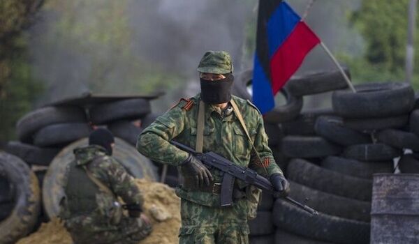 «Солдат ВСУ топят в кислоте»: боевики выдали новый фейк о войне на Донбассе
