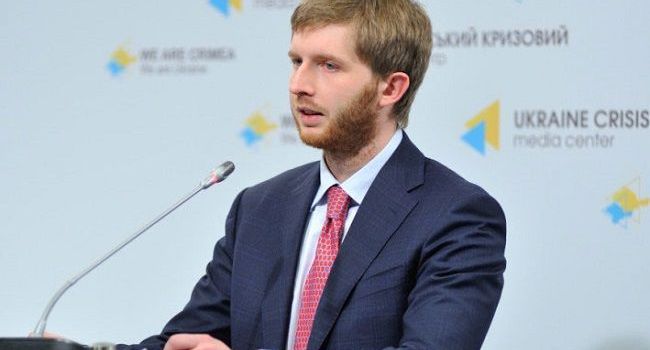 Экс-главу НКРЭКУ Дмитрия Вовка объявили в международный розыск