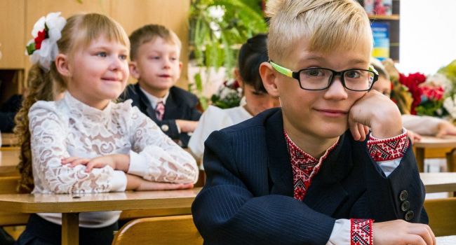 Собеседование в украинских школах для первоклассников отменяется