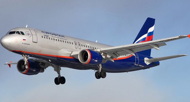«Экстренная посадка»: очередной российский самолет, летевший из Москвы в Крым, поломался 