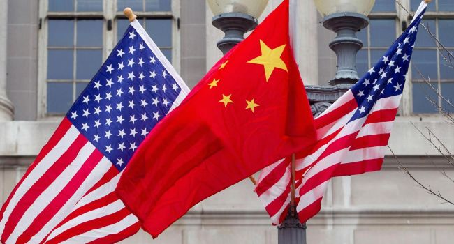 В морском порту Китая развернули обратно американский военный корабль
