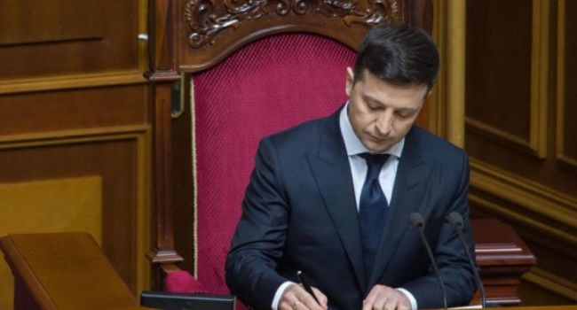 «Нарушил? – Прощайся с мандатом!»: Зеленский анонсировал борьбу с депутатами и их увольнение