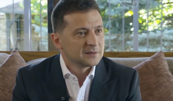 «Честно говоря, не заморачиваюсь»: Зеленский поразил неожиданным признанием «Честно говоря, не заморачиваюсь»: Зеленский поразил неожиданным признанием