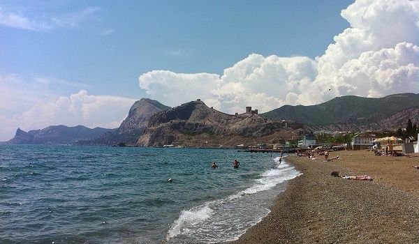 Сезона больше ждать не нужно: в сети появились новые фото пляжей в Крыму