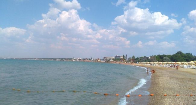 «Число туристов, посетивших наш регион в этом году, уже приближается к 6 миллионам»: крымчане высмеяли заявление Аксенова об удачном пляжном сезоне 