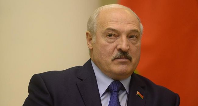 Лукашенко принял решение закрыть границу с Украиной через огромный поток оружия