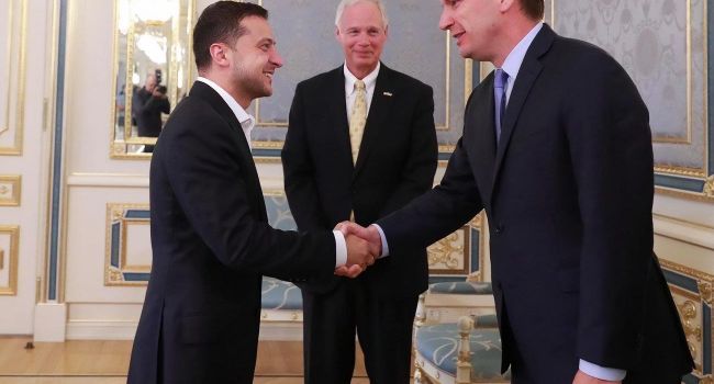 Зеленский обсудил с сенаторами США будущие отношения между странами