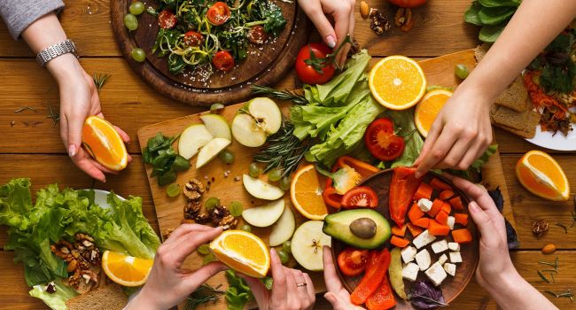 Высокий риск инсульта: Специалисты рассказали об опасности вегетарианства
