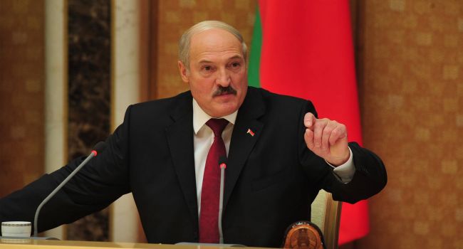 Лукашенко заявил, что войну на Донбассе до сих пор не прекратили, поскольку это кому-то выгодно