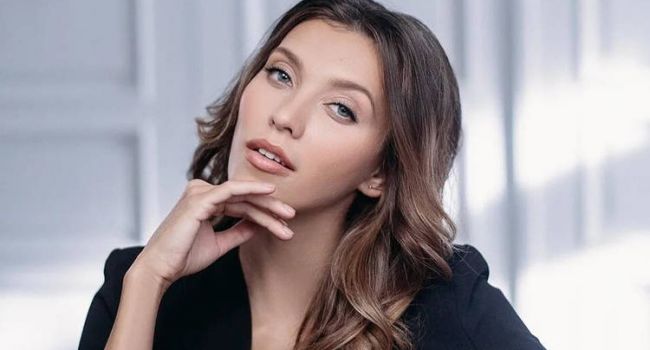 «Как я скучаю по украинскому языку»: Регина Тодоренко под аккомпанемент Топалова исполнила песню на родном языке  