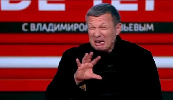 «Деревенские хуторяне»: Соловьев угодил в очередной скандал из-за украинского языка «Деревенские хуторяне»: Соловьев угодил в очередной скандал из-за украинского языка