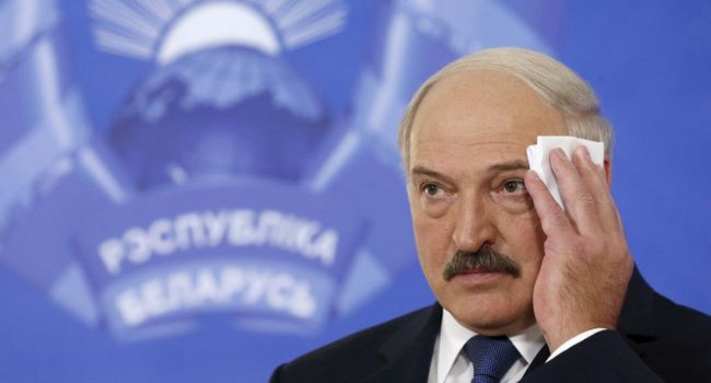 Лукашенко отметил, что Россия вряд ли попросит помощи у Белоруссии, пожелав захватить Украину