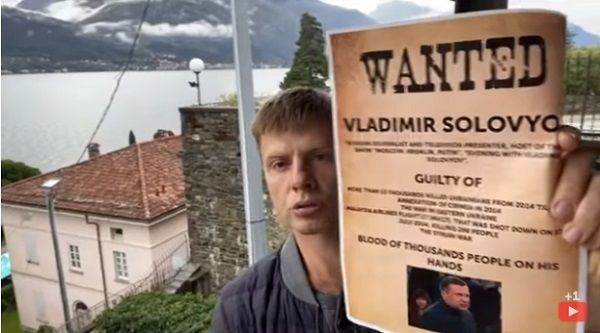 Нардеп Гончаренко показал виллу пропагандиста Соловьева в Италии, расклеив листовки о розыске убийцы 