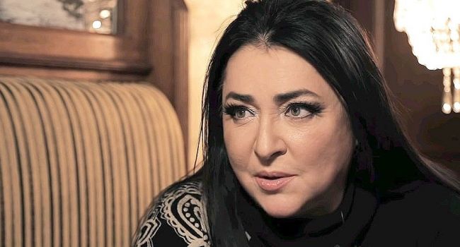 «Как я лечу варикоз»: Лолита Милявская рассказала о чудо аппарате для прессотерапии и лимфодренажа