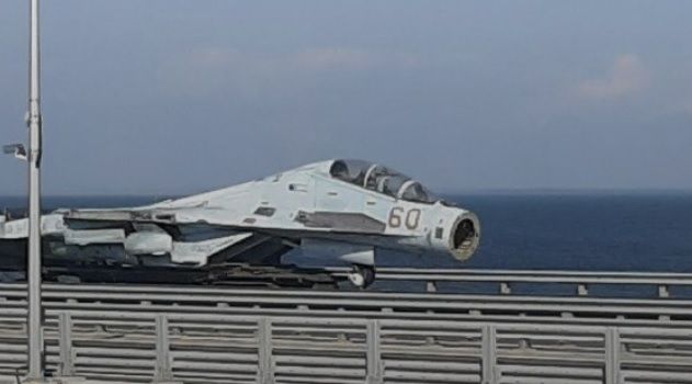 Путин перебросил реактивную авиацию через Керченский мост 