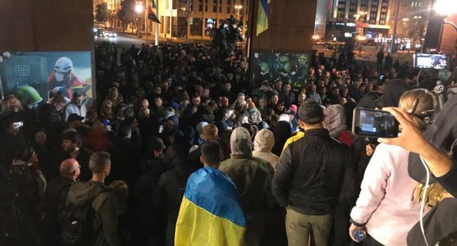 «Я никогда не сдам Украину»: Зеленский обратился к украинцам из-за «формулы Штайнмайера»