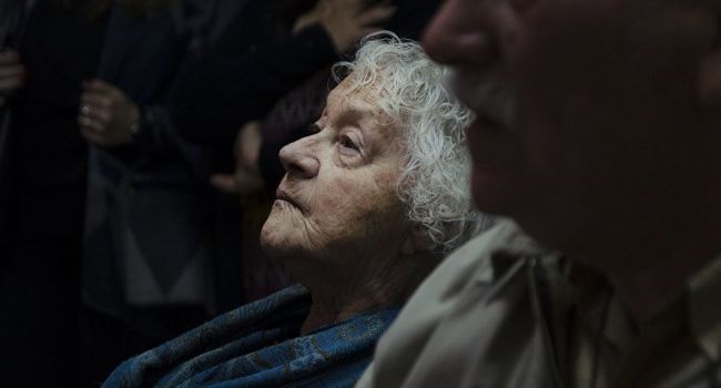 «Настоящий ужас!» Украинские пенсионеры могут лишиться своих денег, люди попрощались с несколькими сотнями гривен на ровном месте