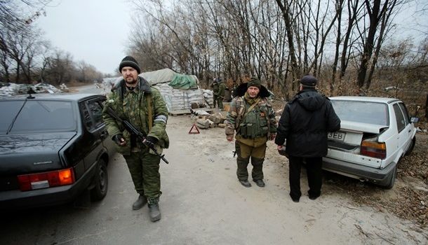 Песков опять заговорил о «внутриукраинском конфликте», опровергнув ответственность РФ за разведение войск