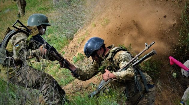 «Приказ Кремля»: Боевики «ЛДНР» умышленно атакуют позиции ВСУ в районах вывода войск