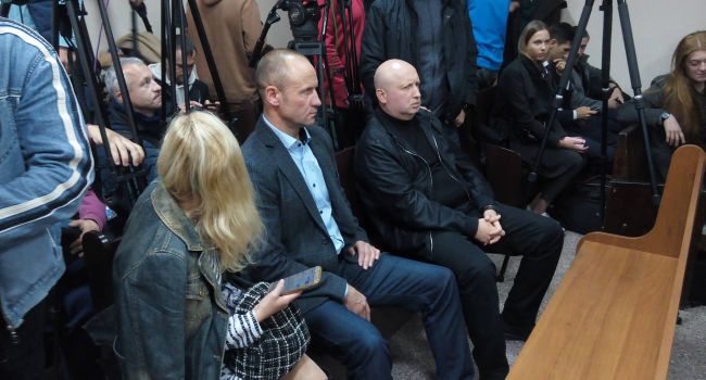 Политически ангажированный - Турчинов прокомментировал решение суда по Пашинскому