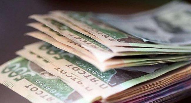 Украинцы рассказали, какой уровень заработной платы остановил бы трудовую миграцию в нашей стране Украинцы рассказали, какой уровень заработной платы остановил бы трудовую миграцию в нашей стране