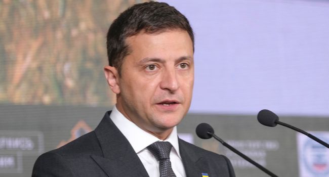 Зеленский заверил, что не планирует проводить референдум по особому статусу для Донбасса