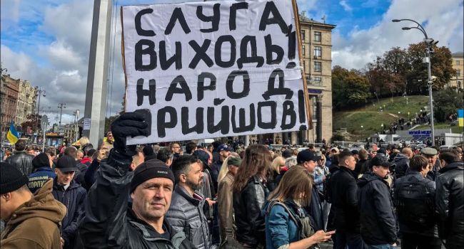 Западные страны, наученные горьким опытом Януковича, будут тушить любой Майдан в Украине в самом начале - мнение