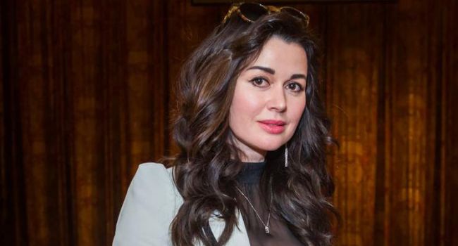  «Вам такой же судьбы пожелать? У меня рука легкая!» Друзья Заворотнюк прокомментировали ее состояние 