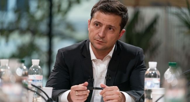 Уколов: 117 раз - именно столько Зеленский вспоминал Порошенко и «Европейскую солидарность» в ходе пресс-марафона Уколов: 117 раз - именно столько Зеленский вспоминал Порошенко и «Европейскую солидарность» в ходе пресс-марафона