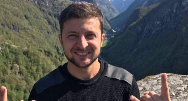 Журналист слил в интернет фотографии особняка Зеленского в Италии Журналист слил в интернет фотографии особняка Зеленского в Италии