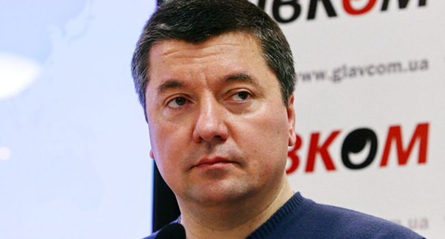 «Эффектный, но не эффективный шаг»: Политолог считает, что задержание соратников Порошенко является просто пиар-акцией