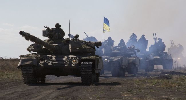 Политолог: в 2014-2015 Украина жила под угрозой вторжения РФ, но не было уставших от войны, что случилось теперь?