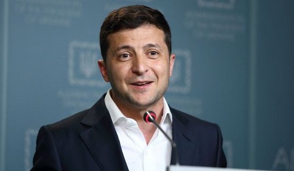 «Ему нравится Украина со «Сватами»: политолог охарактеризовал отношение президента Зеленского к своей стране 