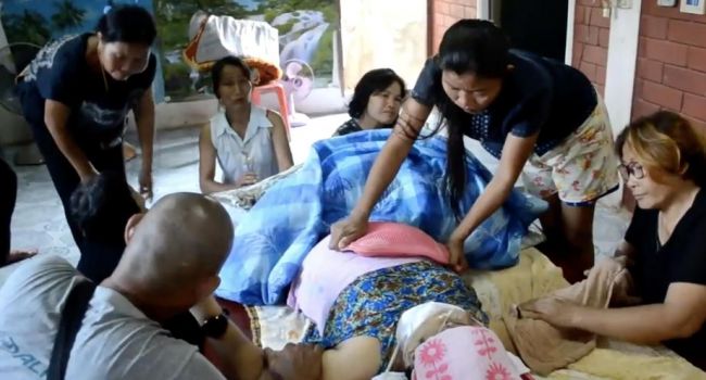 Жуткое воскрешение: В Таиланде женщина пришла в себя за несколько минут до кремации