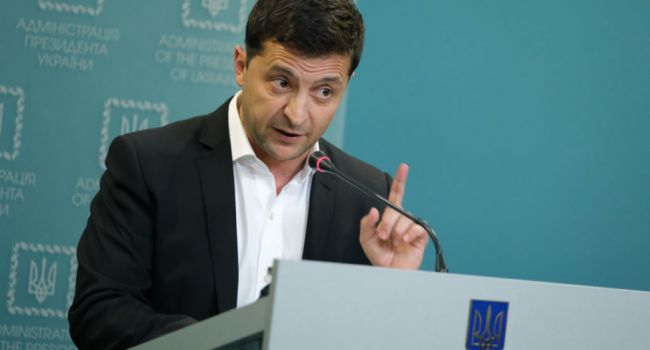Журналист: для Зеленского добровольцы на «нуле» враги, потому что мешают «миротворить» Журналист: для Зеленского добровольцы на «нуле» враги, потому что мешают «миротворить»