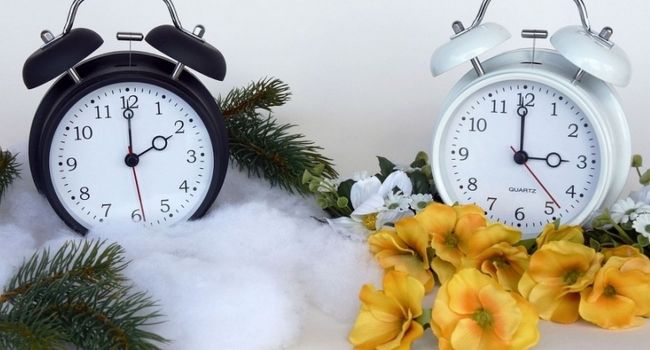 «Кто-то мечтает на час дольше спать»: в Украине начинается зимнее время 