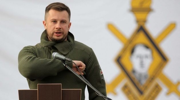 «Уже через неделю в Золотом будет тысяча, а если нужно, то и 10 тысяч добровольцев. Нас не сломать!» - Белецкий «Уже через неделю в Золотом будет тысяча, а если нужно, то и 10 тысяч добровольцев. Нас не сломать!» - Белецкий