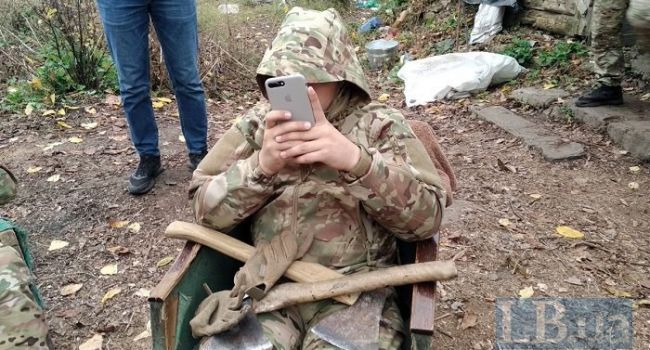 Журналист: Зеленский рано обрадовался, «Надружины» и «Нацкорпус» – это далеко не все, кто против сдачи территорий Журналист: Зеленский рано обрадовался, «Надружины» и «Нацкорпус» – это далеко не все, кто против сдачи территорий