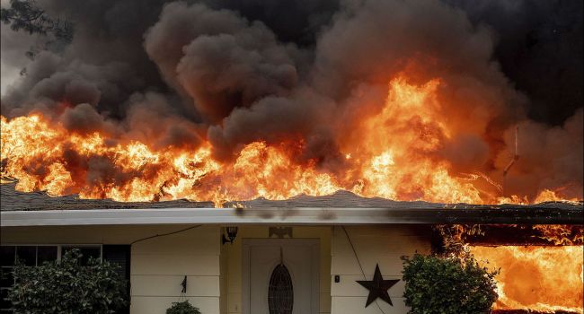 Самая масштабная катастрофа: Американские знаменитости срочно покидают свои дома в Калифорнии