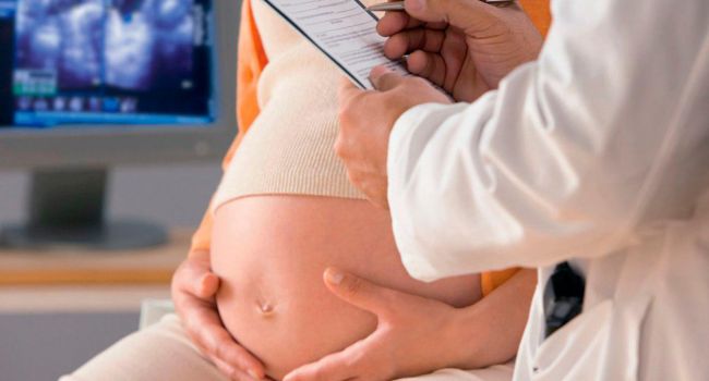«Ещё один повод для волнения?»: Медики рассказали о причинах возникновения молочницы во время беременности