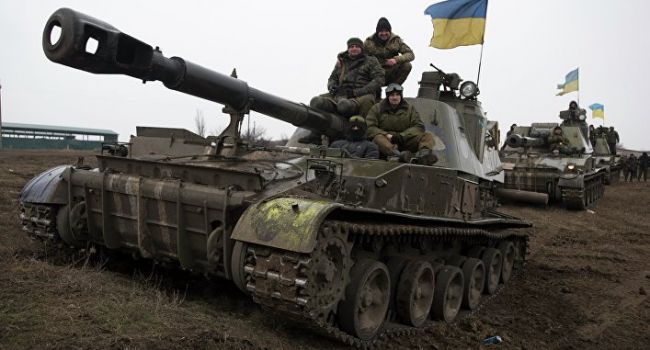 Политолог: складывается мнение, что то, что происходит на Донбассе – это не разведения войск, а разведение украинской власти Путиным