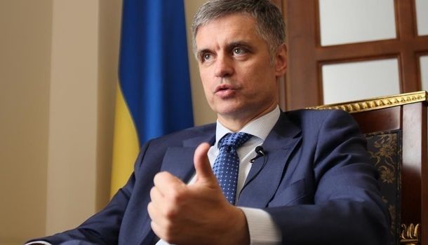 Если «Минск» не поможет: Пристайко рассказал о «третье силе» на случай провала мирных переговоров по Донбассу