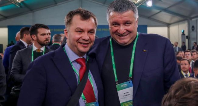 «Прекрасная фотография с министром-дебилом»: Журналист спрашивает, будут ли теперь инвестиции в Украину